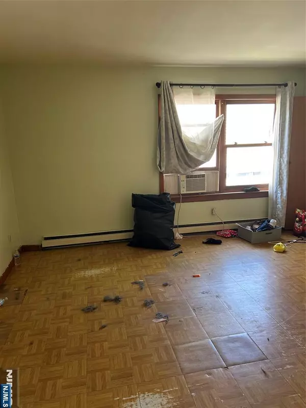 Mahwah, NJ 07430,128 Grove ST