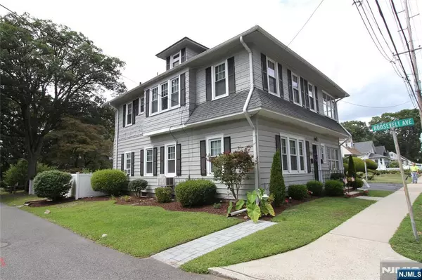220 9th AVE, Hawthorne, NJ 07506