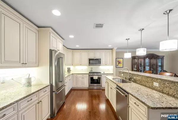 Allendale, NJ 07401,1508 Whitney LN #1508