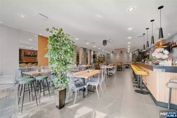 526 Anderson AVE, Cliffside Park, NJ 07010