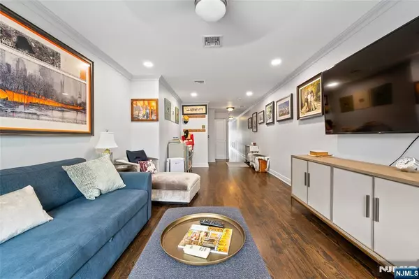 Hoboken, NJ 07030,124 Jefferson ST #124B