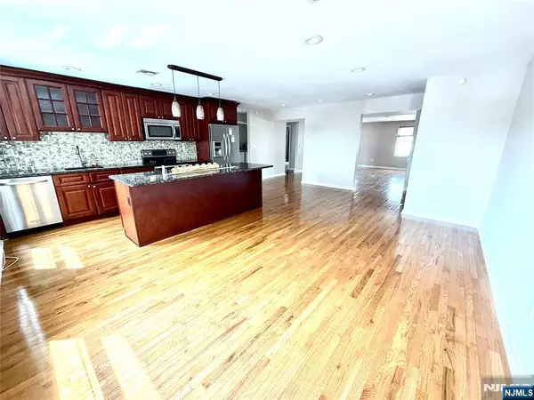 590 Union BLVD, Totowa, NJ 07512