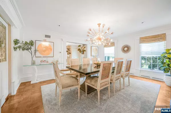 Montville Township, NJ 07045,22 Fawn DR