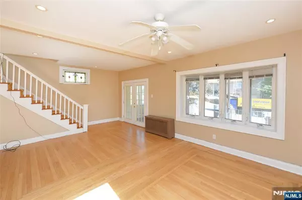 Nutley, NJ 07110,13 Columbia AVE