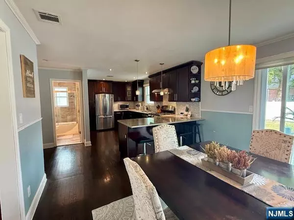 Dumont, NJ 07628,6 Sherwood RD