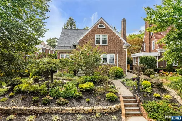 293 Euclid AVE, Hackensack, NJ 07601