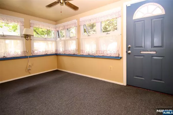 Fair Lawn, NJ 07410,9-04 5th ST