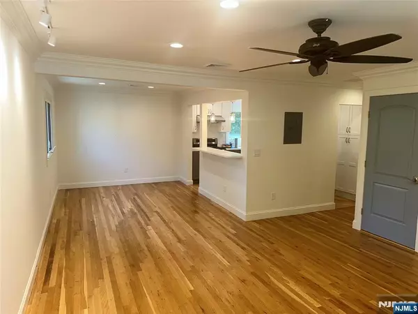 Bloomfield, NJ 07003,223 Lakewood DR