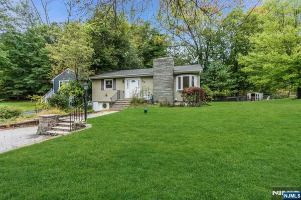 Vernon, NJ 07462,55 Orchard DR