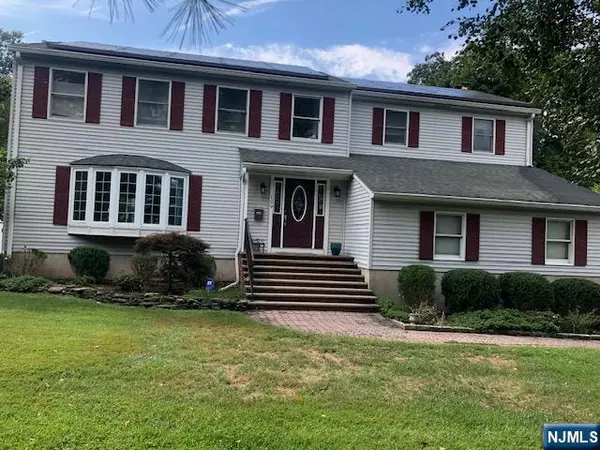 129 Knickerbocker RD, Demarest, NJ 07627
