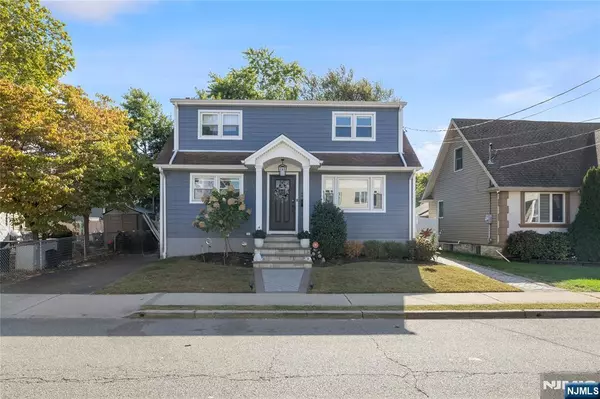 34 William ST, Wallington, NJ 07057
