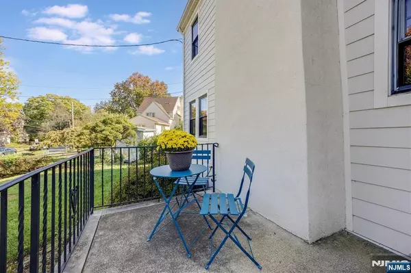 Glen Rock, NJ 07452,19 Harding RD