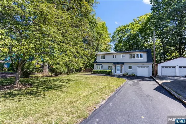 Montclair, NJ 07042,39 Enfield AVE