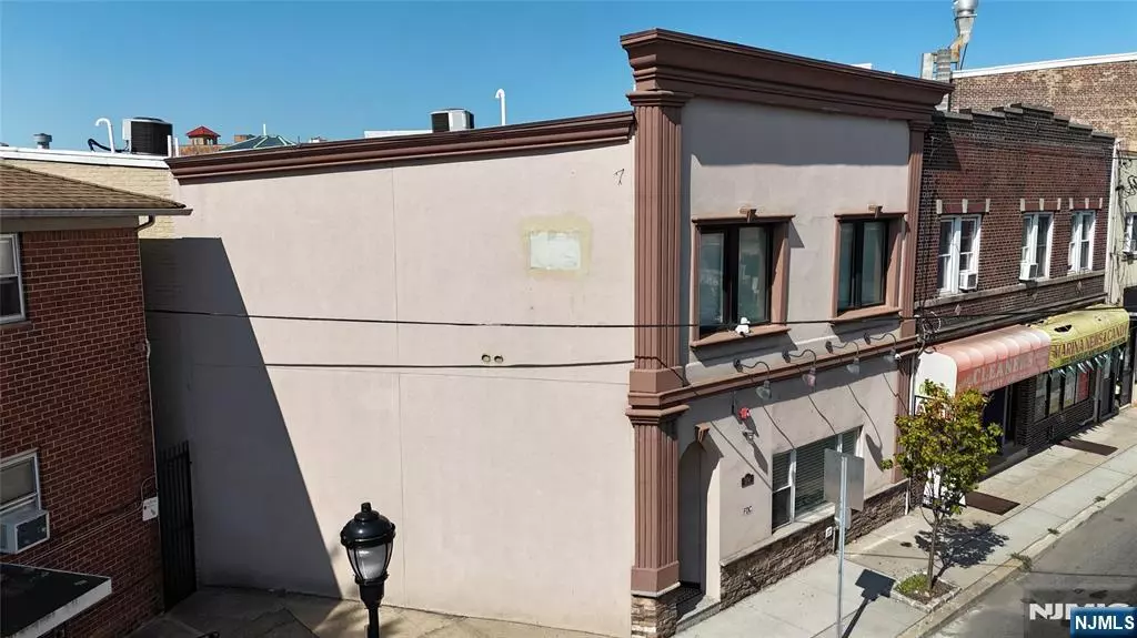 Fairview, NJ 07022,384 Fairview AVE #3