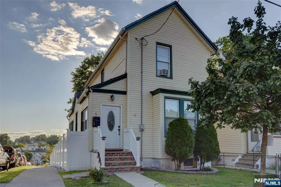 1 Spruce, Passaic, NJ 07055