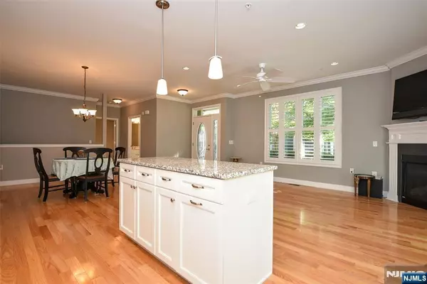 Allendale, NJ 07401,1406 Whitney LN #1406