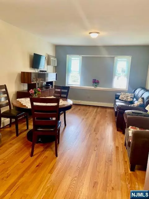 Little Ferry, NJ 07643,189 Washington AVE