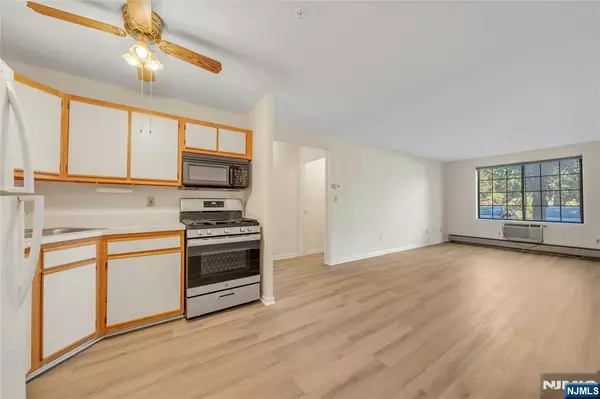 Mahwah, NJ 07430,916 Thoreau