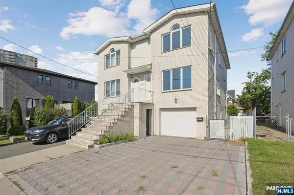 1627 Ponsi #B, Fort Lee, NJ 07024