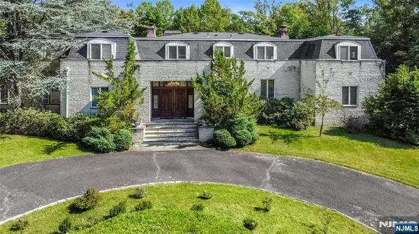 Saddle River, NJ 07458,132 Chestnut Ridge RD