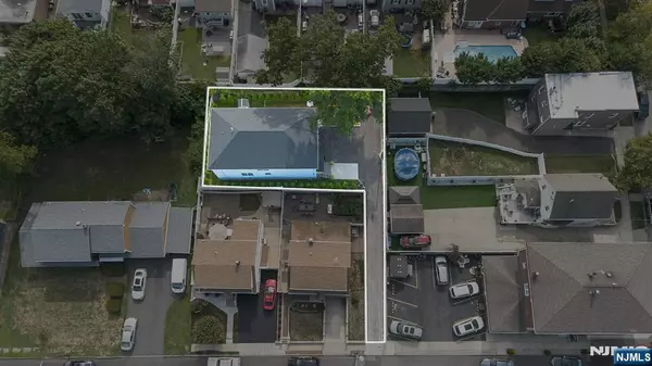 Lyndhurst, NJ 07071,518 8th ST