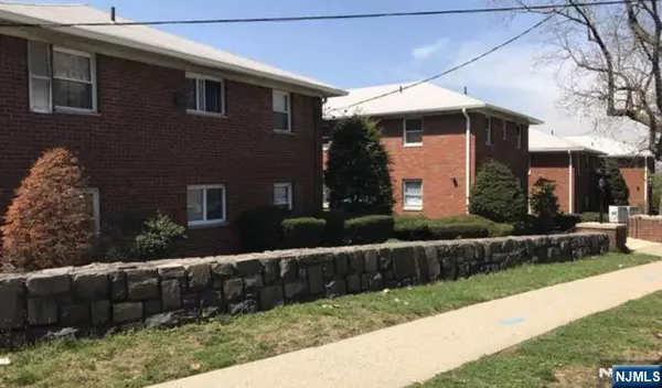 57 Bergen BLVD #3B, Palisades Park, NJ 07650