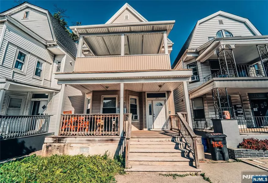 163 Oraton Pkwy, East Orange, NJ 07017