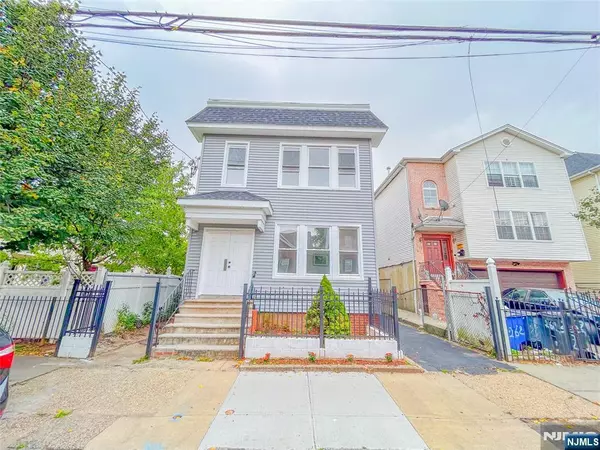 624 19th ST, Newark, NJ 07103
