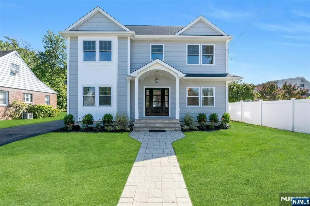 New Milford, NJ 07646,204 Woodland RD