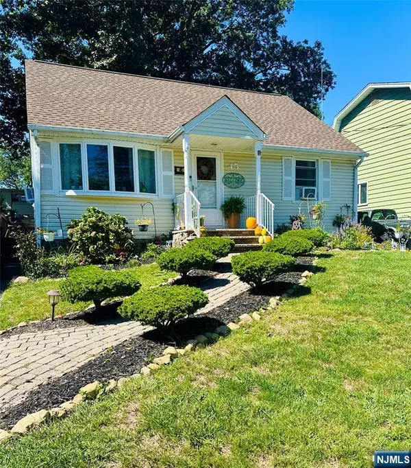 45 Maplewood AVE, Wayne, NJ 07470