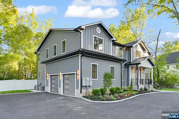 Millburn, NJ 07078,470 White Oak Ridge RD