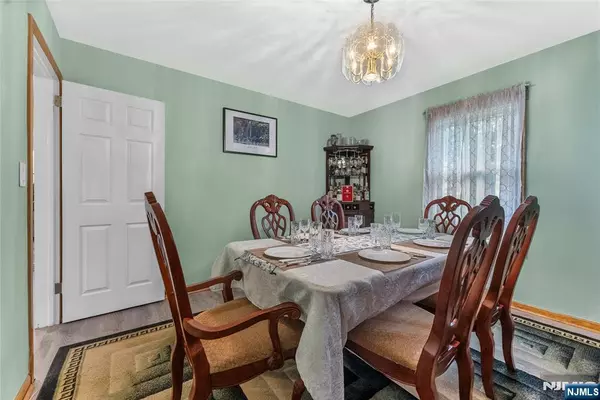 New Milford, NJ 07646,410 Monroe AVE