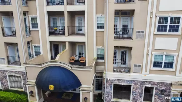 1110 Wickham TER #1110, Clifton, NJ 07013