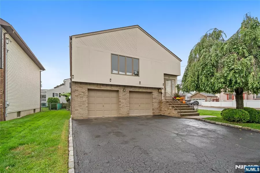 19 Howe AVE, Nutley, NJ 07110