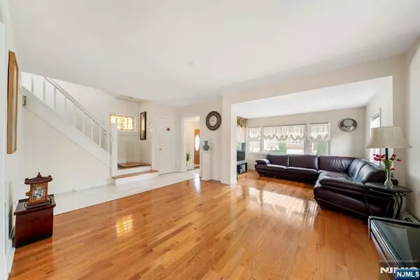 Little Ferry, NJ 07643,55 Prospect AVE