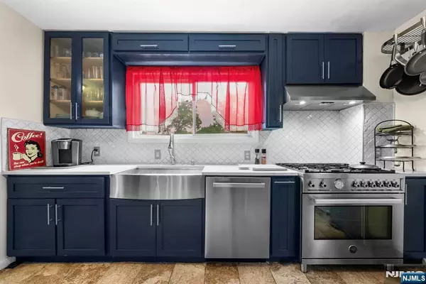 Hackensack, NJ 07601,298 3rd ST