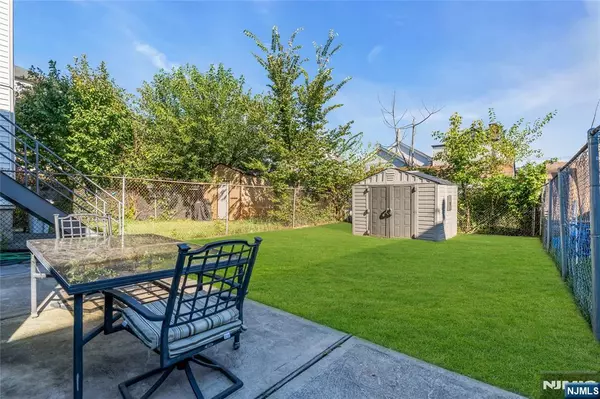 Elizabeth, NJ 07201,931 Anna ST