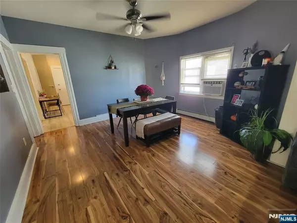 Clifton, NJ 07011,5 Madison AVE