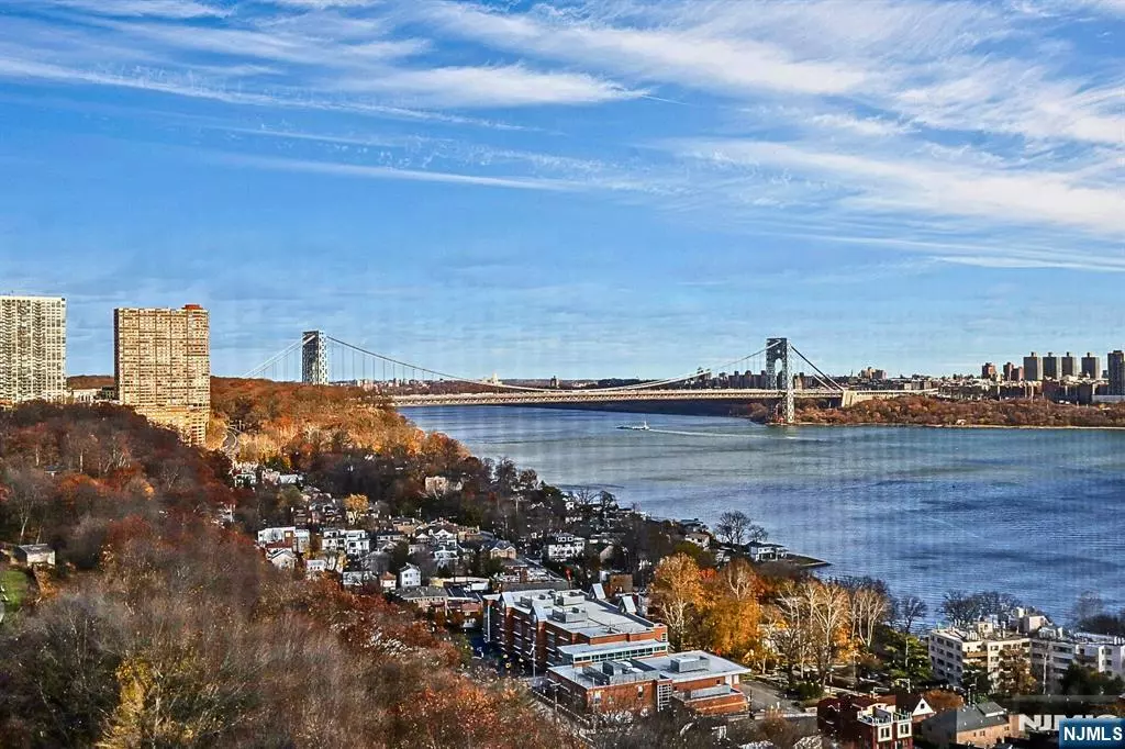 Fort Lee, NJ 07024,5 Horizon ##907