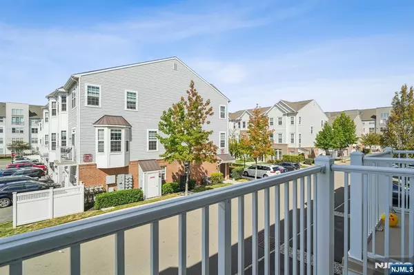 Wood Ridge, NJ 07075,67 Wesmont DR