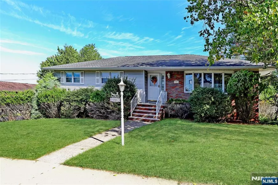 52 Bartsch AVE, Woodland Park, NJ 07424