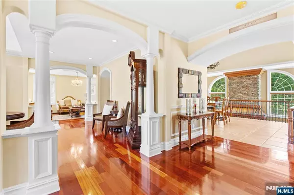 East Hanover Twp, NJ 07936,54 Grove AVE