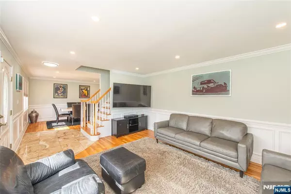 North Arlington, NJ 07031,28 Bergen AVE