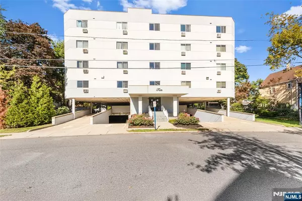 10 Orchard ST #3E, Hackensack, NJ 07601