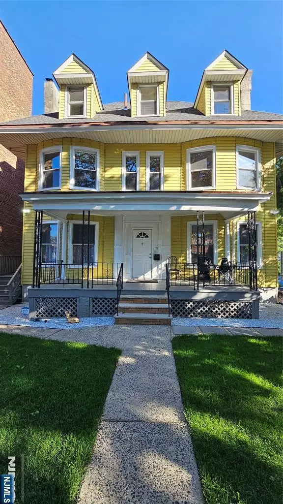 East Orange, NJ 07017,78 N Arlington AVE #2