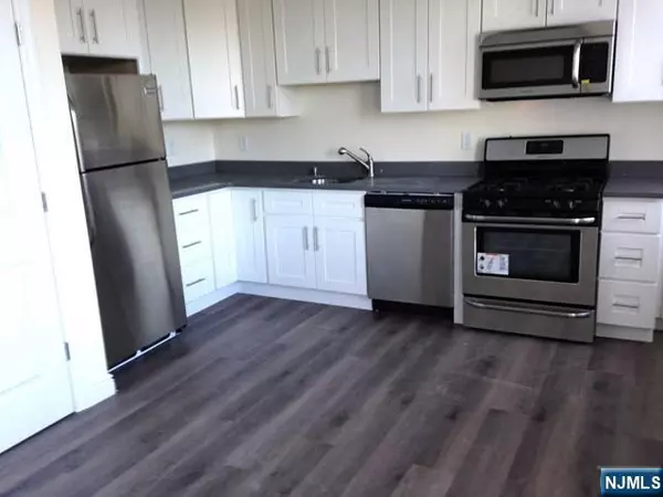 9-15 Washington ST #4, Tenafly, NJ 07670