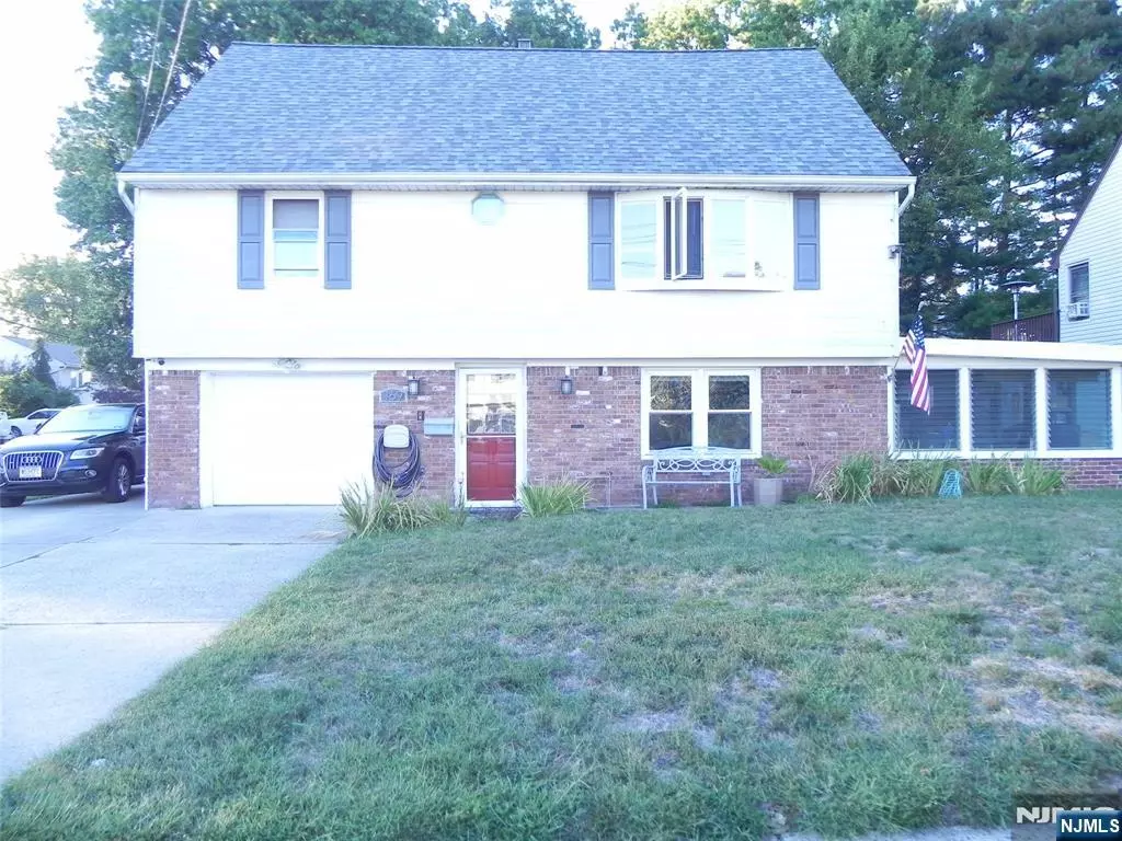 Little Ferry, NJ 07643,169 Franklin ST