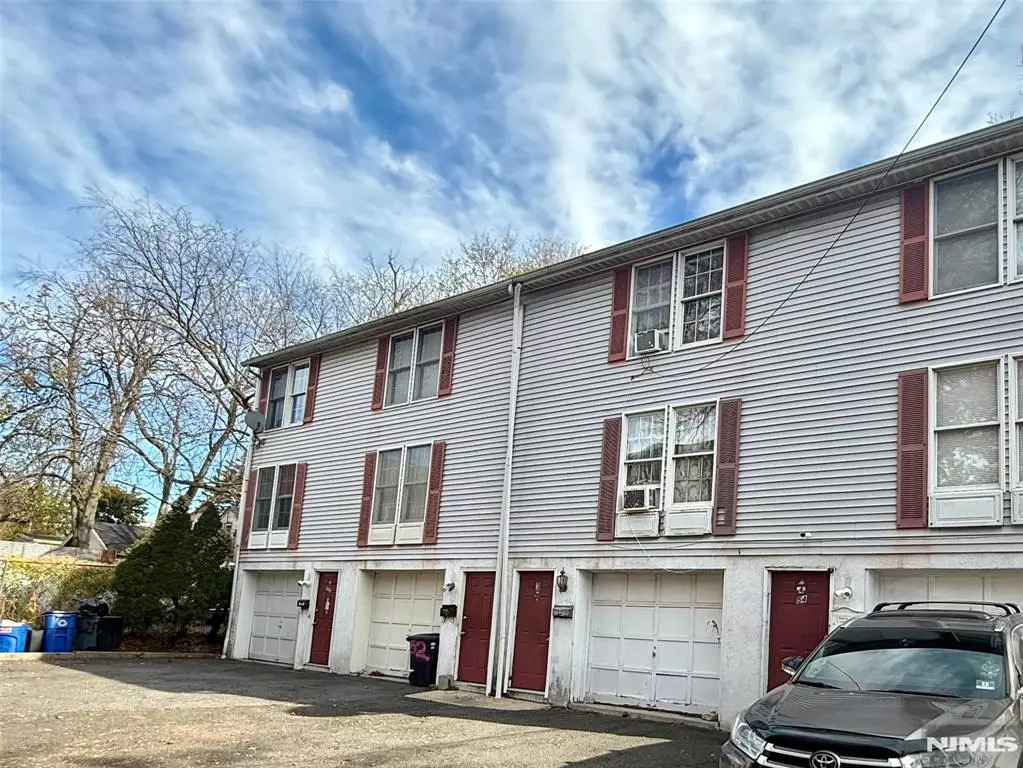 Irvington, NJ 07111,54 Bruen AVE #C0001