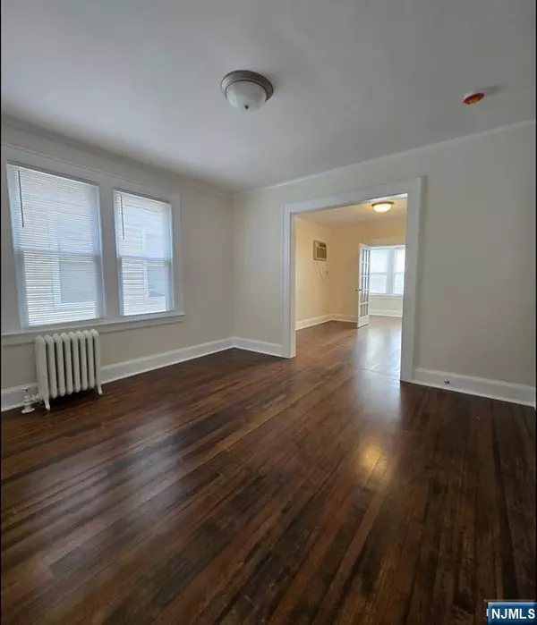 Bloomfield, NJ 07003,103 Willow ST #2
