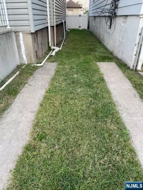 Clifton, NJ 07011,356 3rd ST